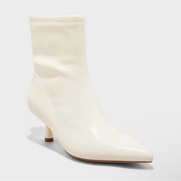 Lonnie Heels - Picture 1 of 4